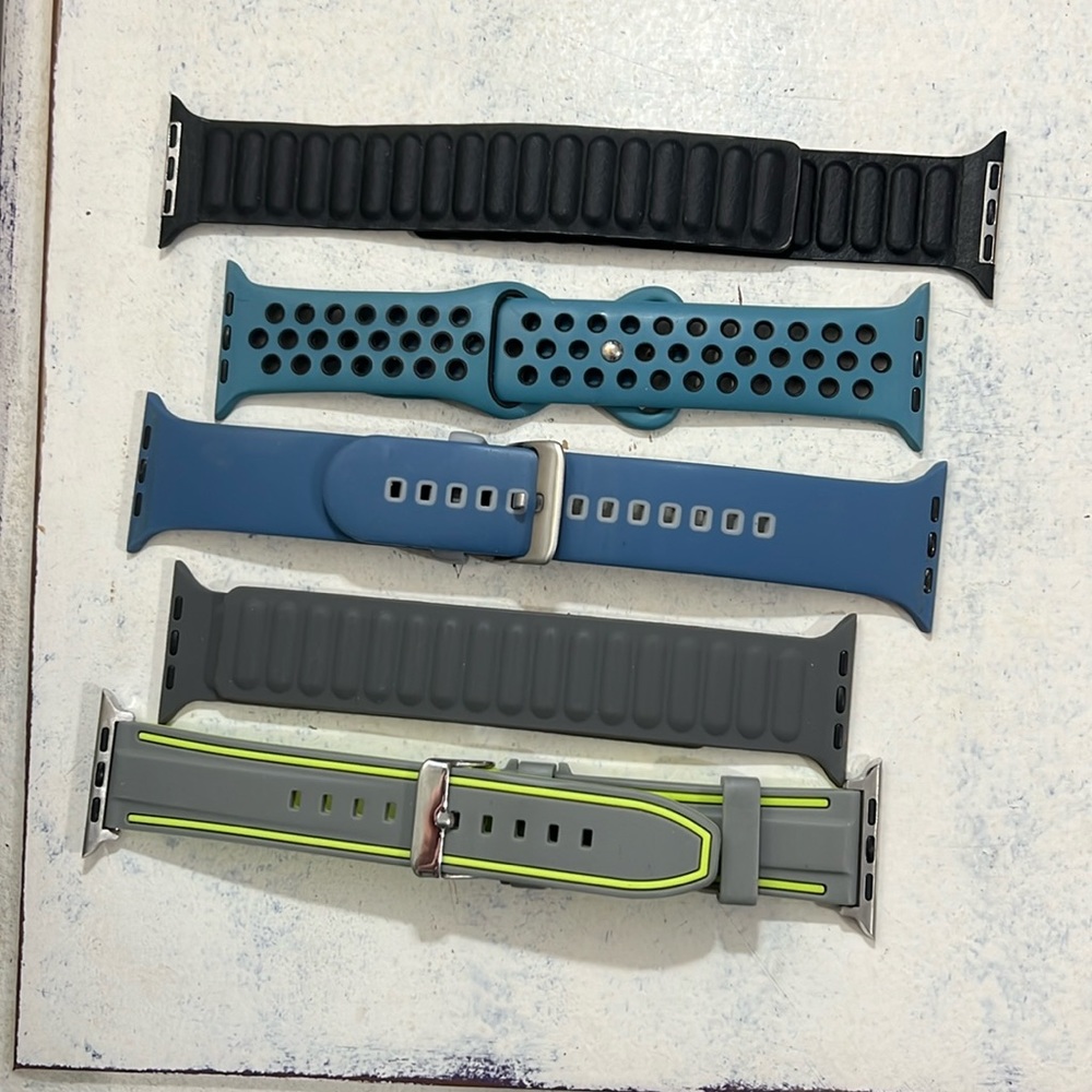 Apple Watch Series 7 45mm bands